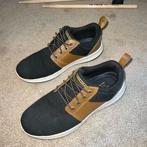 Black and brown sketchers size mens US 8.5